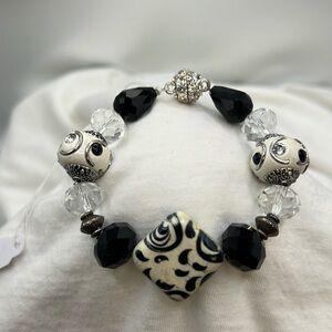 Handmade Bead Bracelet Magnetic Clasp - 6”